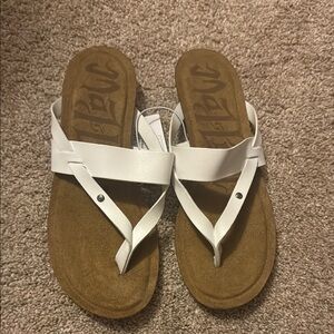 Brand new Women's White suede and leather Sandals - size 9